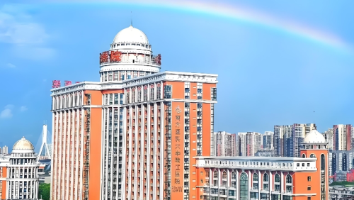 珠江医院做牙贴面要多少钱？材料档次不同价差有多大