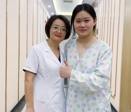 北京冯雁平做鼻子价格：花多少钱能拥有自然款美鼻？