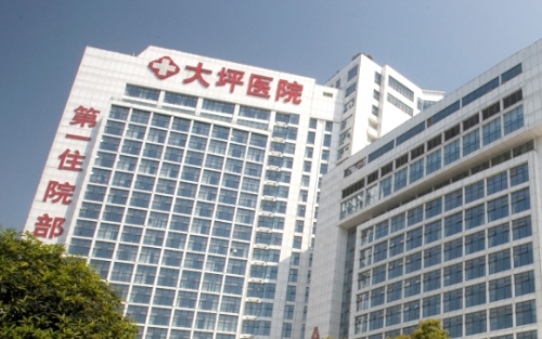 重庆大坪医院正畸科哪个医生经验丰富，这份对比值得收藏